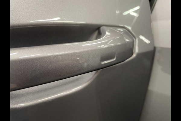 Audi e-tron 50 quattro Business edition Plus 71 kWh Panoramadak Navigatie Parkeersensoren Adaptive Cruise Control Memory stoelen Stoelverwarming Full Led Climate Control Virtual Cockpit Lichtmetalen velgen