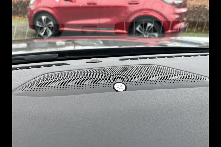 Ford Kuga 1.5 EcoBoost ST-Line X 150pk/110kW 6-bak | Elektr. trekhaak | Driver Assistance Pack | Winter Pack | Techology Pack | etc. etc.