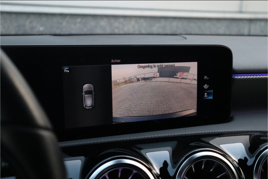 Mercedes-Benz A-Klasse 250 e Luxury / SOH 93% / 19inch / Sfeer verlichting / Widescreen / Camera / Carplay /