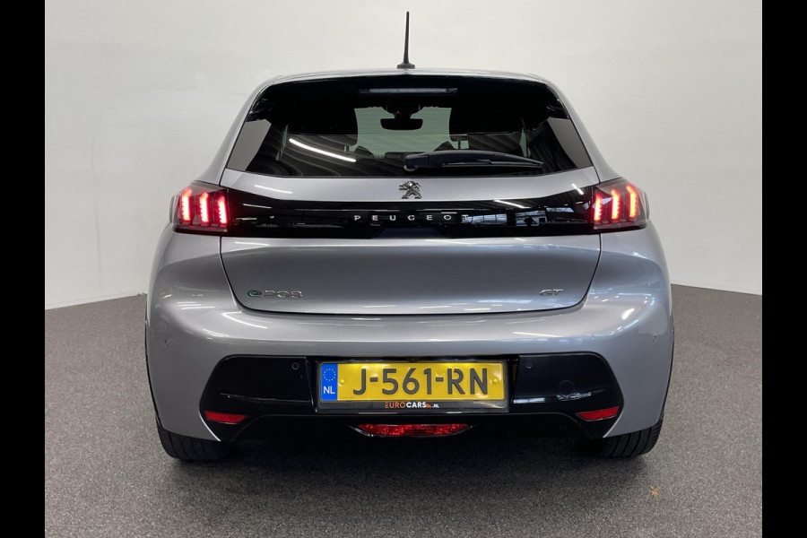 Peugeot e-208 EV GT 350 50 kWh Automaat Navigatie Apple Carplay/Android Auto Camera Parkeersensoren Cruise Control Stoelverwarming Half leder Climate Control Lichtmetalen velgen