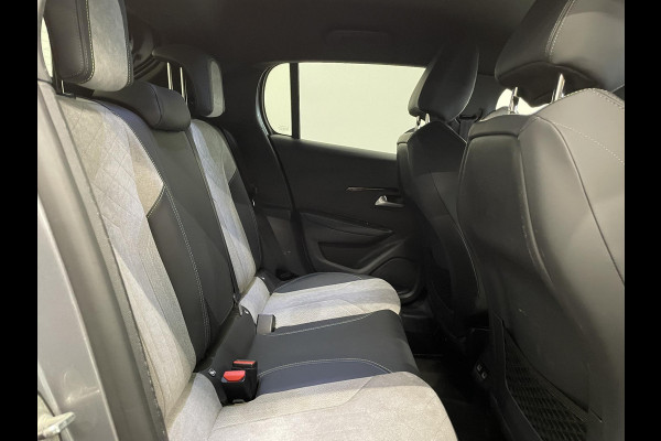 Peugeot e-208 EV GT 350 50 kWh Automaat Navigatie Apple Carplay/Android Auto Camera Parkeersensoren Cruise Control Stoelverwarming Half leder Climate Control Lichtmetalen velgen