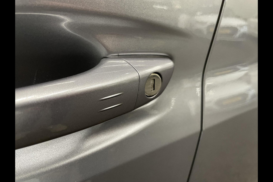 Peugeot e-208 EV GT 350 50 kWh Automaat Navigatie Apple Carplay/Android Auto Camera Parkeersensoren Cruise Control Stoelverwarming Half leder Climate Control Lichtmetalen velgen