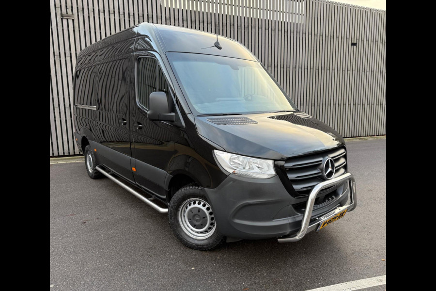 Mercedes-Benz Sprinter 319 V6 3.0 CDI L2H2 / Camera / Automaat / Cruise