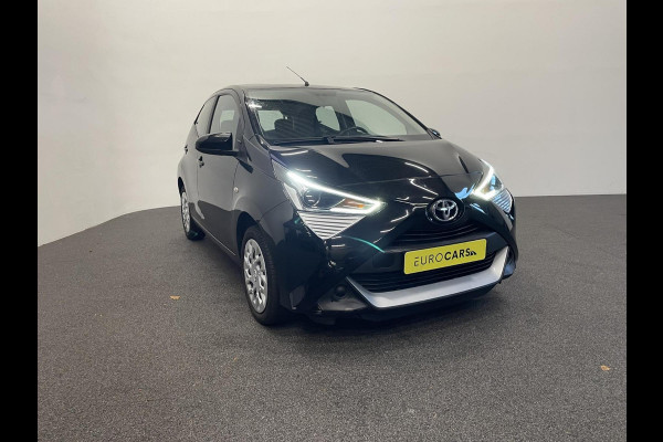 Toyota Aygo 1.0 VVT-i X-Play 5-DRS Airco DAB+ Carplay Navi X-Play Pack Achteruitrij Camera