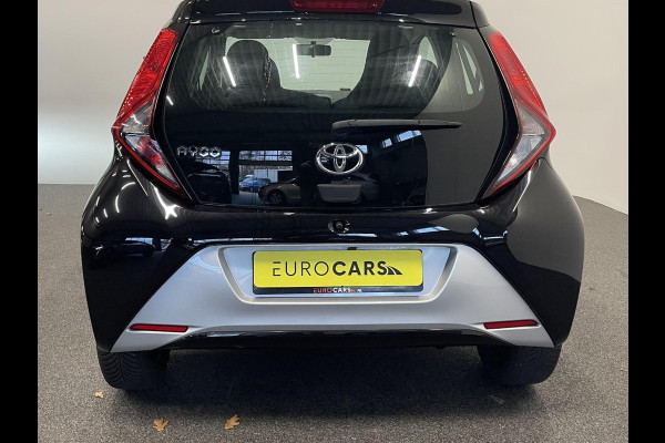 Toyota Aygo 1.0 VVT-i X-Play 5-DRS Airco DAB+ Carplay Navi X-Play Pack Achteruitrij Camera