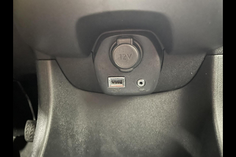 Toyota Aygo 1.0 VVT-i X-Play 5-DRS Airco DAB+ Carplay Navi X-Play Pack Achteruitrij Camera