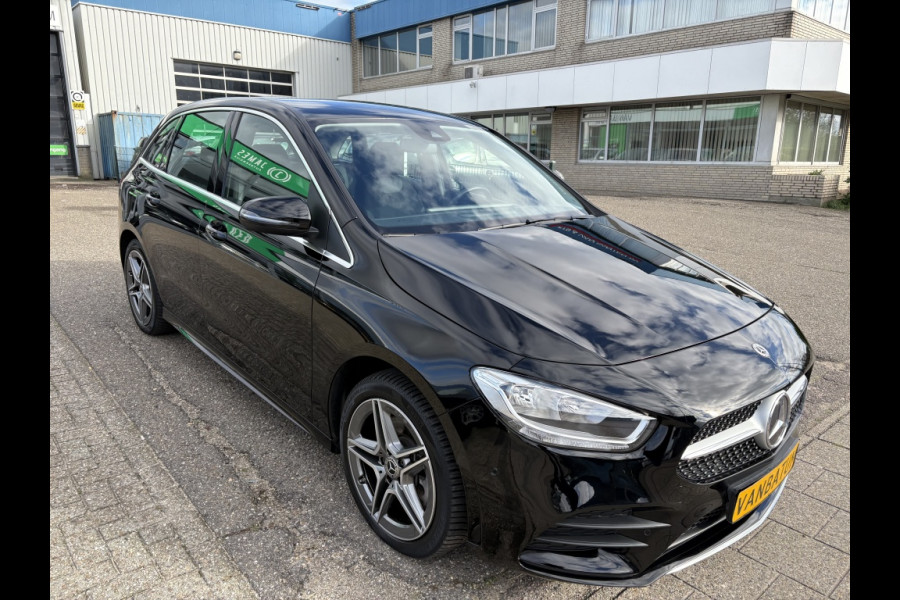 Mercedes-Benz B-Klasse 250 e Bus. Sol. AMG