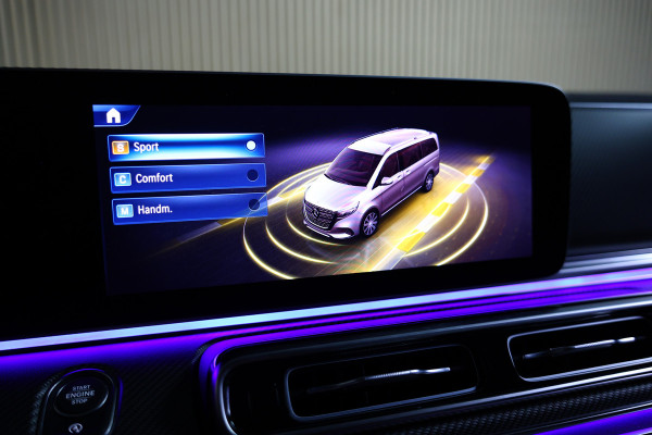 Mercedes-Benz V-Klasse V300d 4Matic XXL LUCHTVERING LEDER CARPLAY STOELVENT. '24 Er wordt ook de bank op de 3e rij bijgeleverd+ tussenschot