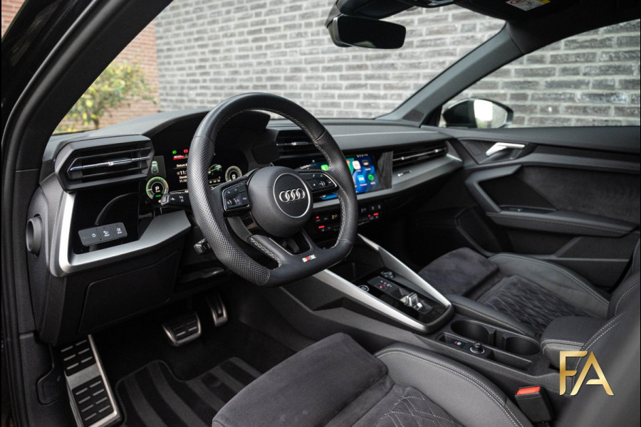 Audi A3 Sportback 40 TFSI e S Line Ruitleder|MatrixLED|AdaptiveCruise|18Inch