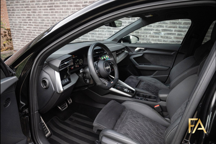 Audi A3 Sportback 40 TFSI e S Line Ruitleder|MatrixLED|AdaptiveCruise|18Inch