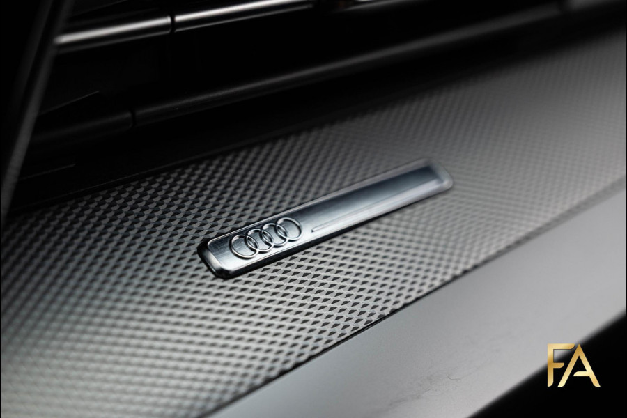 Audi A3 Sportback 40 TFSI e S Line Ruitleder|MatrixLED|AdaptiveCruise|18Inch