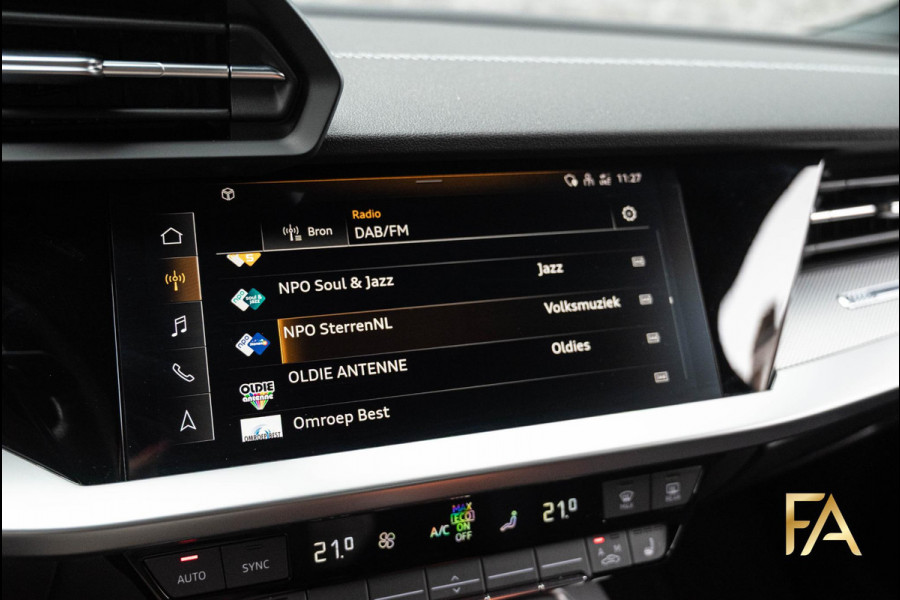 Audi A3 Sportback 40 TFSI e S Line Ruitleder|MatrixLED|AdaptiveCruise|18Inch