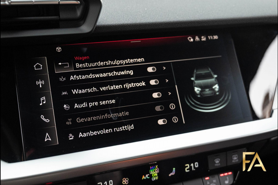 Audi A3 Sportback 40 TFSI e S Line Ruitleder|MatrixLED|AdaptiveCruise|18Inch