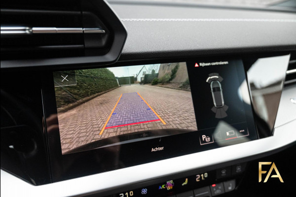 Audi A3 Sportback 40 TFSI e S Line Ruitleder|MatrixLED|AdaptiveCruise|18Inch