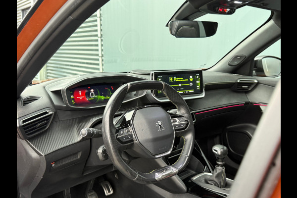 Peugeot 2008 BWJ 2021 | 1.2T 131PK GT | PANO SCHUIFDAK | VOCAL | CAMERA A | CLIMA | NAVI | CARPLAY | PRIVACY GLASS | PDC 2X | LEDER/STOF |