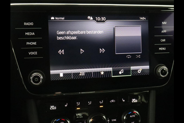 Škoda Superb 1.4 TSI iV Business Edition | Trekhaak | Stoel & stuurverwarming | Camera | Carplay | Memory | Navigatie | Full LED | Climate control | Parkeerhulp