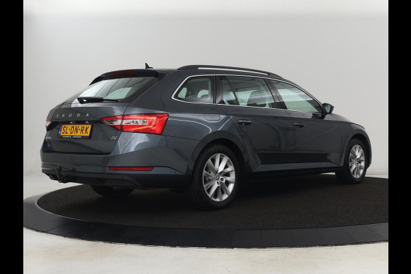 Škoda Superb 1.4 TSI iV Business Edition | Trekhaak | Stoel & stuurverwarming | Camera | Carplay | Memory | Navigatie | Full LED | Climate control | Parkeerhulp