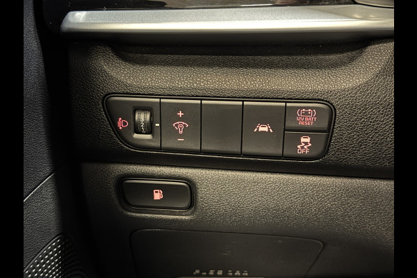 Kia Niro 1.6 GDi Hybrid ComfortLine | Camera | Trekhaak | Carplay | Clima | Cruise