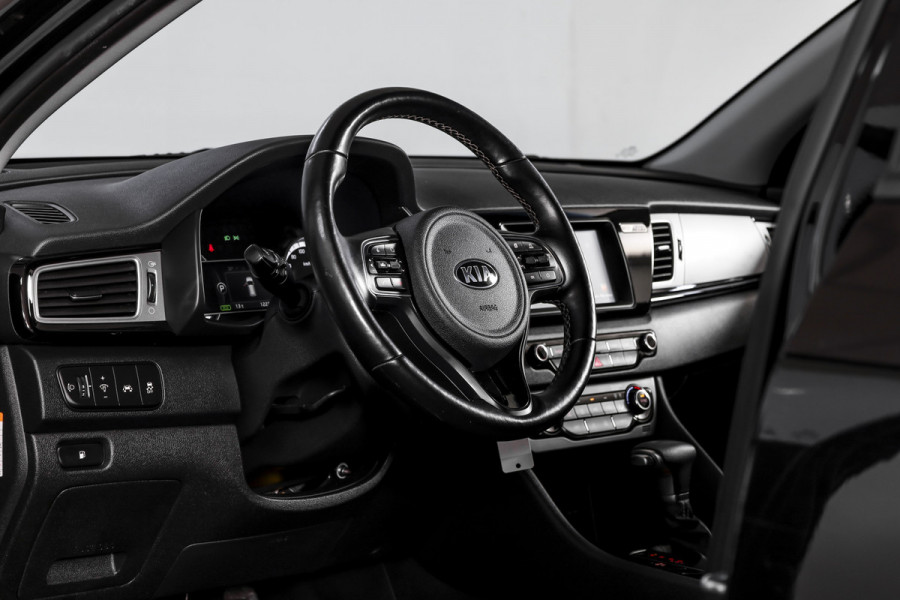 Kia Niro 1.6 GDi Hybrid First Edition - Automaat | Cruise | Stoel-+Stuurverw. | PDC | Camera | NAV | ECC | LM 16" |