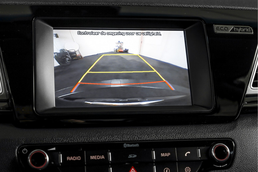 Kia Niro 1.6 GDi Hybrid First Edition - Automaat | Cruise | Stoel-+Stuurverw. | PDC | Camera | NAV | ECC | LM 16" |