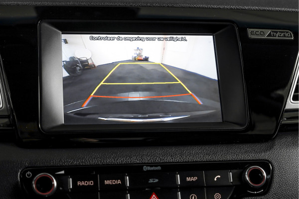 Kia Niro 1.6 GDi Hybrid First Edition - Automaat | Cruise | Stoel-+Stuurverw. | PDC | Camera | NAV | ECC | LM 16" |