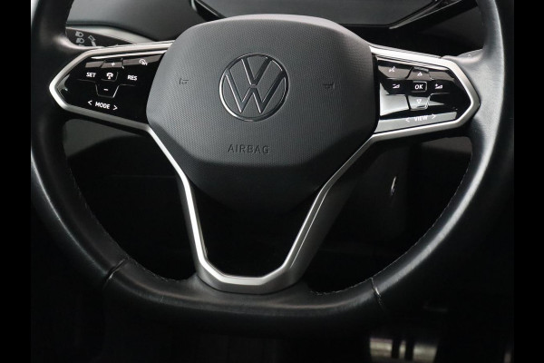 Volkswagen ID.5 Pro 77 kWh | Trekhaak | Stoelverwarming | Matrix LED | Camera | Carplay | Keyless | Stuurverwarming | Adaptive cruise | Navigatie | 20'' | Park Assist