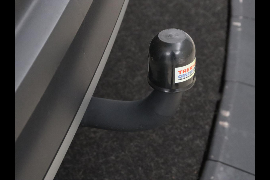 Volkswagen ID.5 Pro 77 kWh | Trekhaak | Stoelverwarming | Matrix LED | Camera | Carplay | Keyless | Stuurverwarming | Adaptive cruise | Navigatie | 20'' | Park Assist