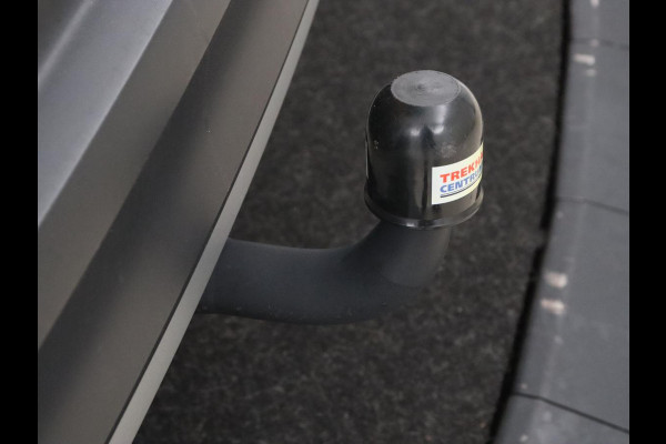 Volkswagen ID.5 Pro 77 kWh | Trekhaak | Stoelverwarming | Matrix LED | Camera | Carplay | Keyless | Stuurverwarming | Adaptive cruise | Navigatie | 20'' | Park Assist