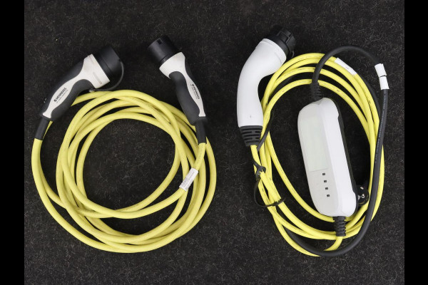 Volkswagen ID.5 Pro 77 kWh | Trekhaak | Stoelverwarming | Matrix LED | Camera | Carplay | Keyless | Stuurverwarming | Adaptive cruise | Navigatie | 20'' | Park Assist