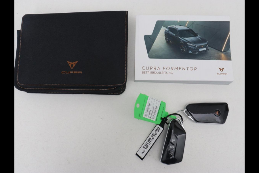 CUPRA Formentor 1.4 eHybrid VZ | 245pk | Stoelverwarming | Camera | Adaptive cruise | Sfeerverlichting | Navigatie | Keyless | 19'' | Stuurverwarming | Full LED | PHEV | Plug In