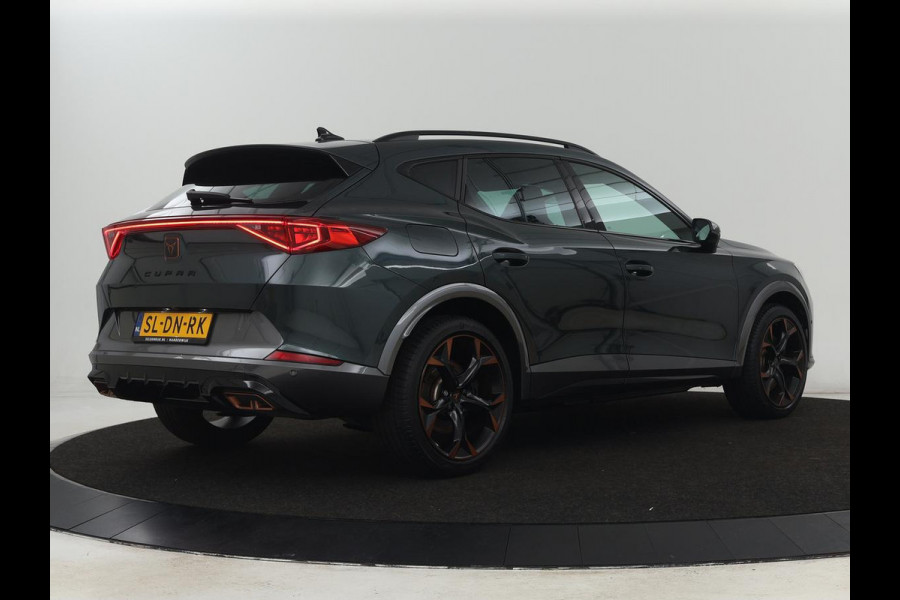 CUPRA Formentor 1.4 eHybrid VZ | 245pk | Stoelverwarming | Camera | Adaptive cruise | Sfeerverlichting | Navigatie | Keyless | 19'' | Stuurverwarming | Full LED | PHEV | Plug In