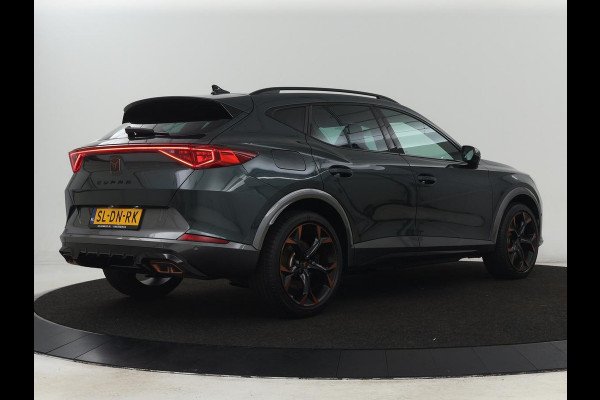 CUPRA Formentor 1.4 eHybrid VZ | 245pk | Stoelverwarming | Camera | Adaptive cruise | Sfeerverlichting | Navigatie | Keyless | 19'' | Stuurverwarming | Full LED | PHEV | Plug In