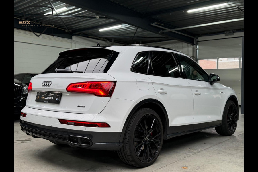 Audi Q5 50 TFSI e Quattro S Edition AppleCarplay/RS Stoelen/Trekhaak