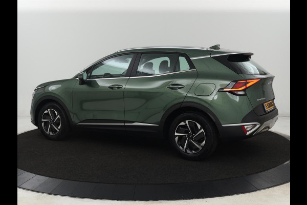 Kia Sportage 1.6 T-GDi DynamicLine | Adaptive cruise | Camera | Carplay | Navigatie | Full LED | DAB | Parkeerhulp | Digital Cockpit | Climate control | Cruise control | Bluetooth