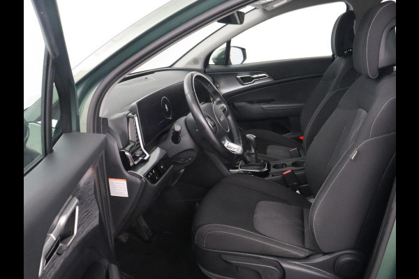 Kia Sportage 1.6 T-GDi DynamicLine | Adaptive cruise | Camera | Carplay | Navigatie | Full LED | DAB | Parkeerhulp | Digital Cockpit | Climate control | Cruise control | Bluetooth