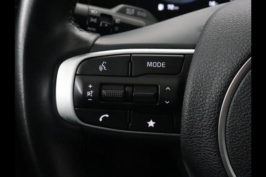 Kia Sportage 1.6 T-GDi DynamicLine | Adaptive cruise | Camera | Carplay | Navigatie | Full LED | DAB | Parkeerhulp | Digital Cockpit | Climate control | Cruise control | Bluetooth