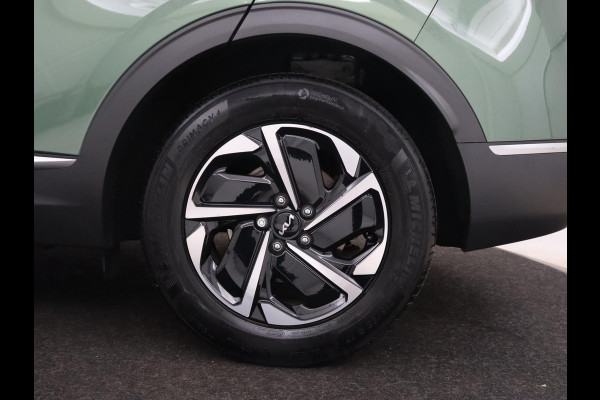 Kia Sportage 1.6 T-GDi DynamicLine | Adaptive cruise | Camera | Carplay | Navigatie | Full LED | DAB | Parkeerhulp | Digital Cockpit | Climate control | Cruise control | Bluetooth