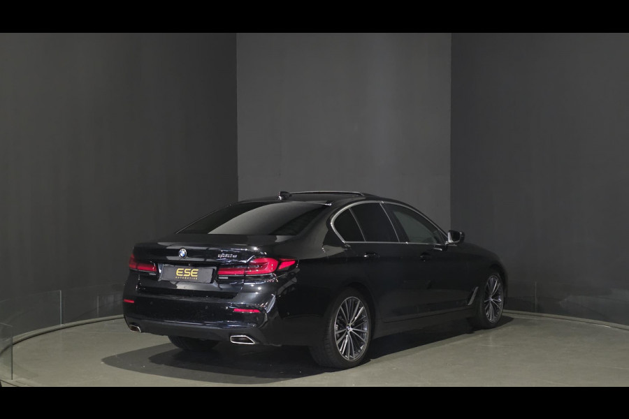 BMW 5 Serie 530e Executive | 360 Camera | Glazen schuif-/kanteldak | Facelift