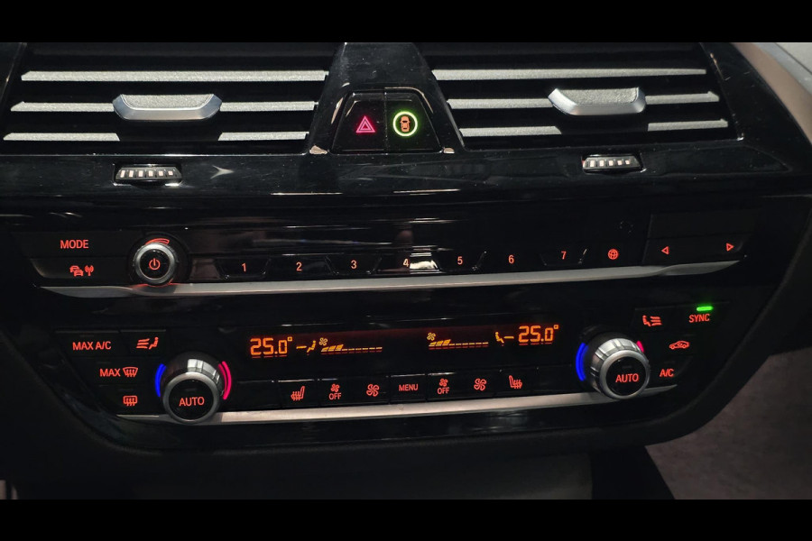 BMW 5 Serie 530e Executive | 360 Camera | Glazen schuif-/kanteldak | Facelift