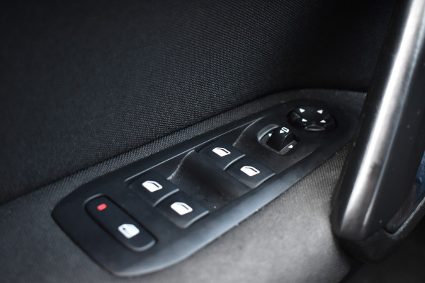 Peugeot 308 110PK PureTech ACTIVE CRUISE/ECC/NAVI