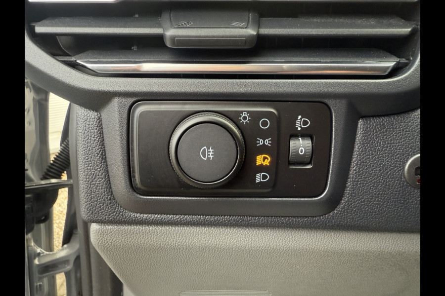 Ford Transit Custom 320 2.0 TDCI L2H1 LIMITED DUBBELCABINE! AUTOMAAT! TREKHAAK!