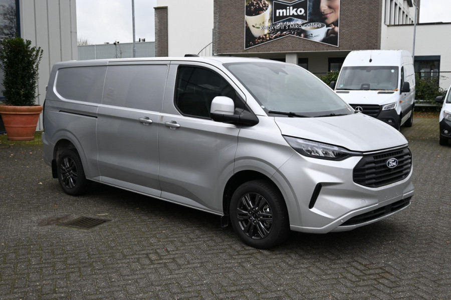Ford Transit Custom 320L 2.0 TDCI L2H1 Limited Driver assist pack, 17 inch velgen, Draadloos laden, Etc.