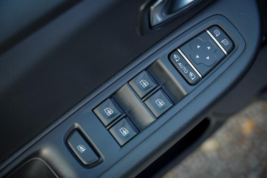 Renault Clio 0.9 TCe Intens / Trekhaak / 5Drs / Lichtmetalen velgen / Lage KM