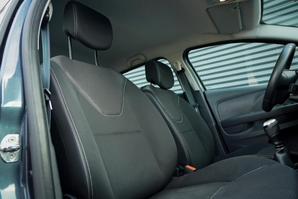 Renault Clio 0.9 TCe Intens / Trekhaak / 5Drs / Lichtmetalen velgen / Lage KM