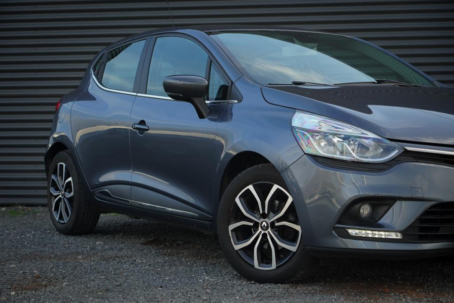 Renault Clio 0.9 TCe Intens / Trekhaak / 5Drs / Lichtmetalen velgen / Lage KM