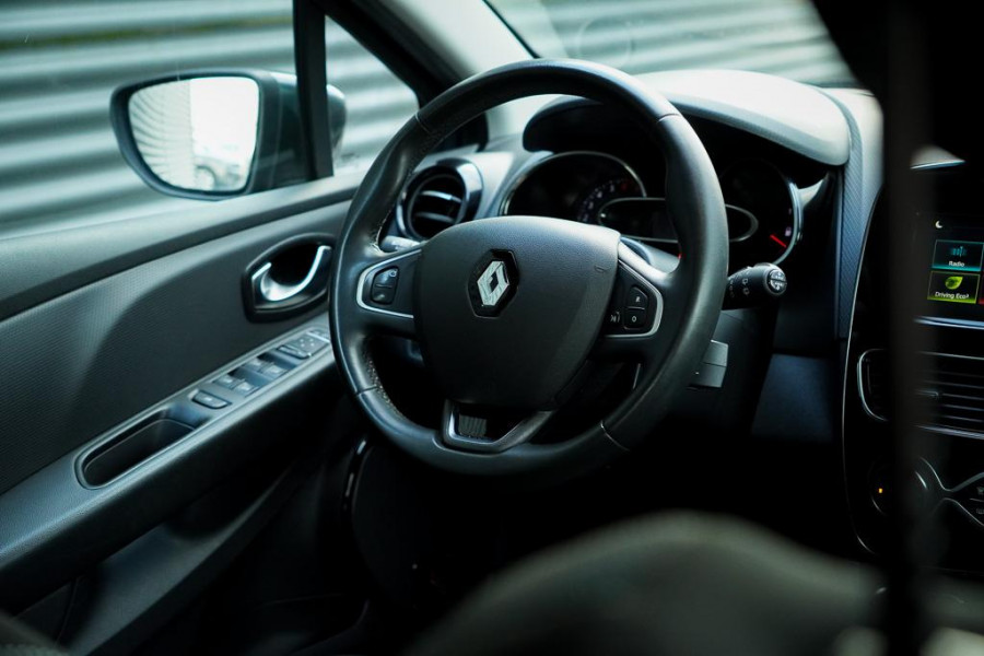 Renault Clio 0.9 TCe Intens / Trekhaak / 5Drs / Lichtmetalen velgen / Lage KM