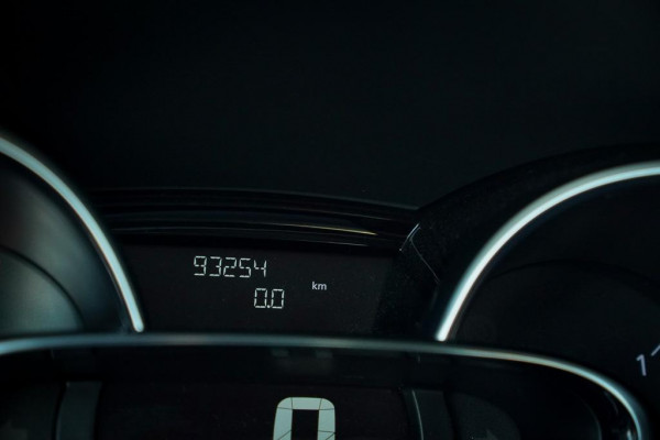 Renault Clio 0.9 TCe Intens / Trekhaak / 5Drs / Lichtmetalen velgen / Lage KM