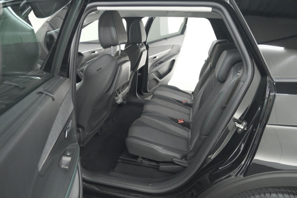 Peugeot 5008 PureTech 130 EAT8 Allure Pack | Stoelverwarming | Camera | Dodehoekdetectie | Navigatie