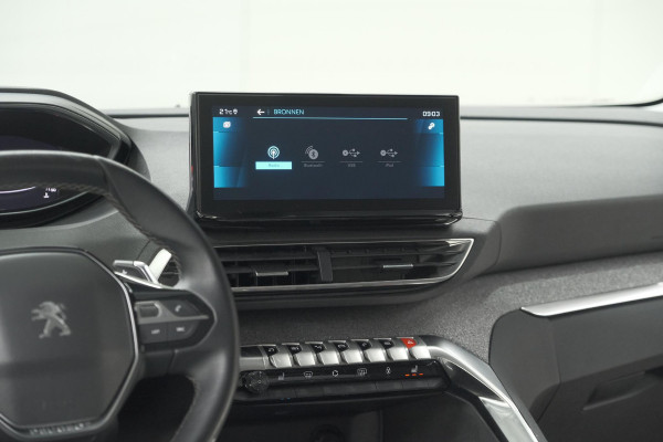 Peugeot 5008 PureTech 130 EAT8 Allure Pack | Stoelverwarming | Camera | Dodehoekdetectie | Navigatie