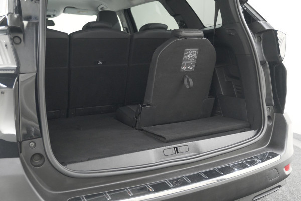 Peugeot 5008 PureTech 130 EAT8 Allure Pack | Stoelverwarming | Camera | Dodehoekdetectie | Navigatie